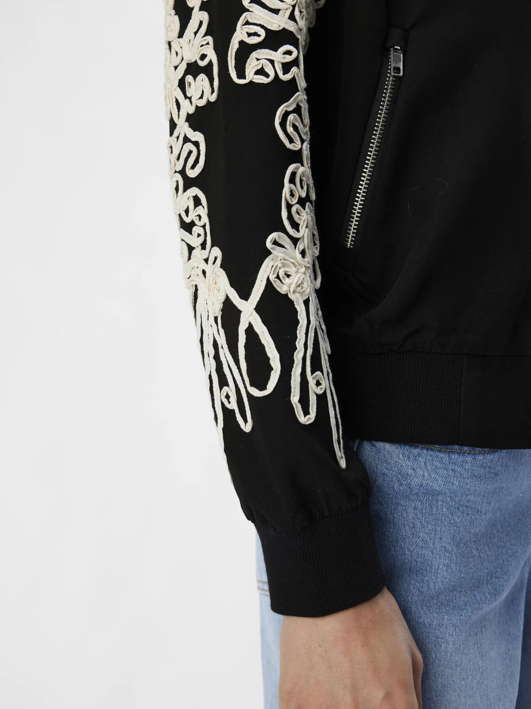 Dame OBJECT BRODERET BOMBERJAKKE