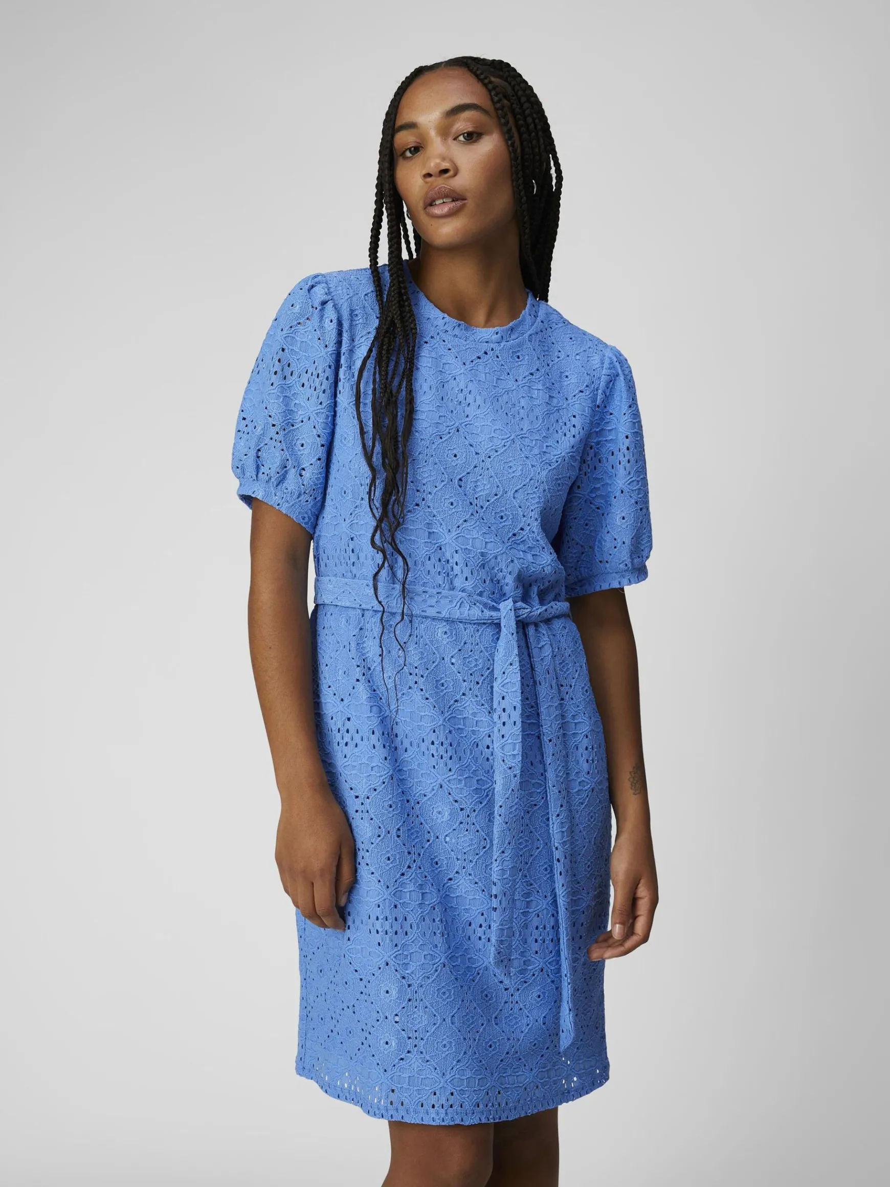 Dame OBJECT BRODERIE ANGLAISE KORT KJOLE